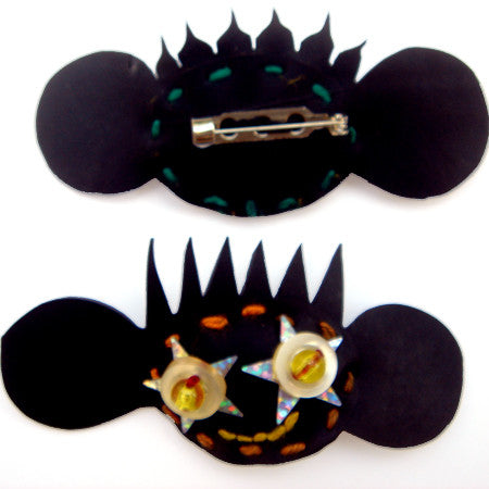 Rubber Zolo Brooch by Monkeybiz Bead Project